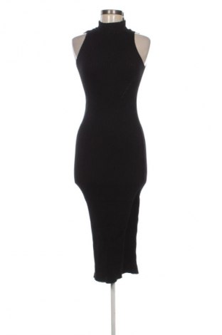 Φόρεμα Stradivarius, Μέγεθος M, Χρώμα Μαύρο, Τιμή 18,99 €