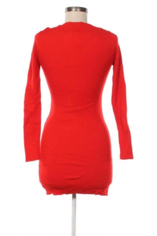 Φόρεμα Stradivarius, Μέγεθος S, Χρώμα Κόκκινο, Τιμή 18,99 €