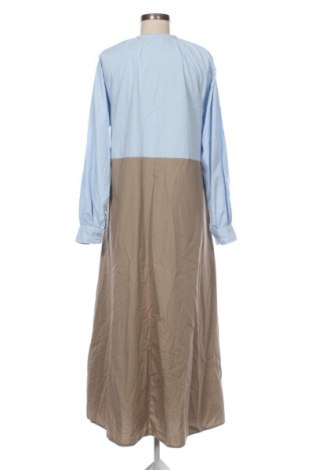 Rochie Touche Prive, Mărime M, Culoare Multicolor, Preț 193,39 Lei