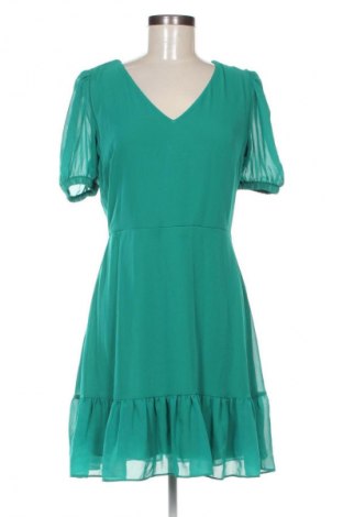 Kleid Trendyol, Größe M, Farbe Grün, Preis 25,00 €