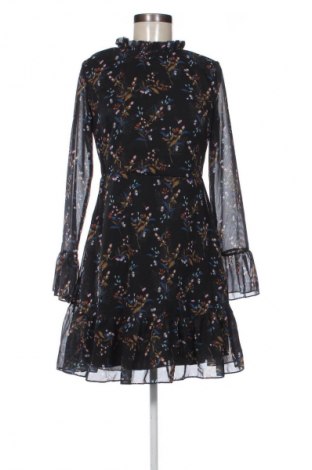 Kleid Trendyol, Größe M, Farbe Mehrfarbig, Preis 55,20 €