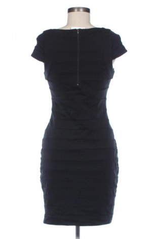 Ruha Unbranded, Méret M, Szín Fekete, Ár 5 865 Ft