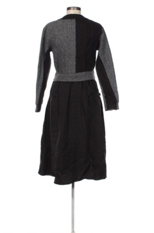 Ruha Unbranded, Méret M, Szín Fekete, Ár 11 539 Ft