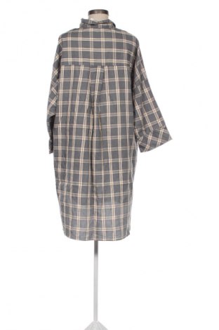 Kleid Voglia, Größe L, Farbe Mehrfarbig, Preis 42,00 €