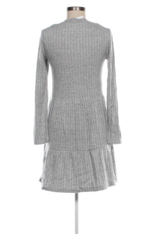 Rochie Yessica, Mărime M, Culoare Gri, Preț 100,99 Lei