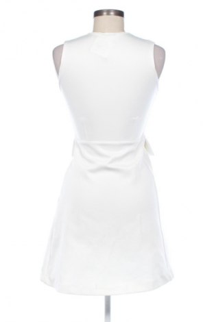 Kleid Zara, Größe S, Farbe Weiß, Preis 13,80 €