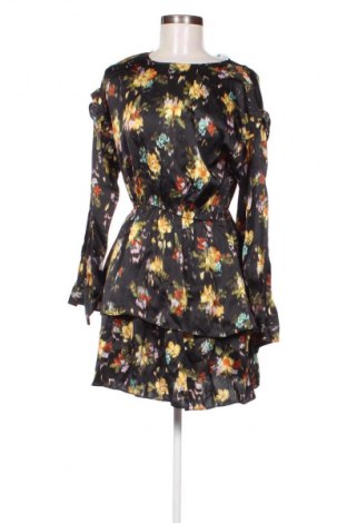 Kleid Zara, Größe M, Farbe Mehrfarbig, Preis 30,74 €