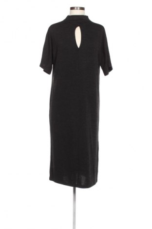 Rochie Zara, Mărime L, Culoare Negru, Preț 117,99 Lei
