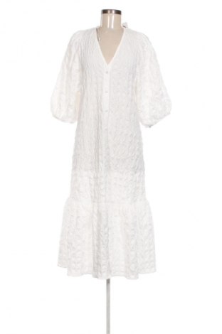 Kleid Zara, Größe M, Farbe Weiß, Preis 17,30 €