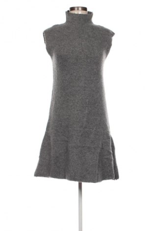 Kleid Zara, Größe M, Farbe Grau, Preis 18,99 €