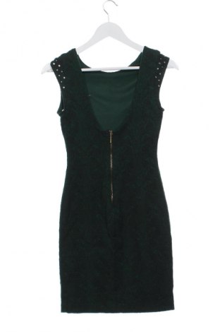 Kleid Zara Trafaluc, Größe M, Farbe Grün, Preis 28,13 €