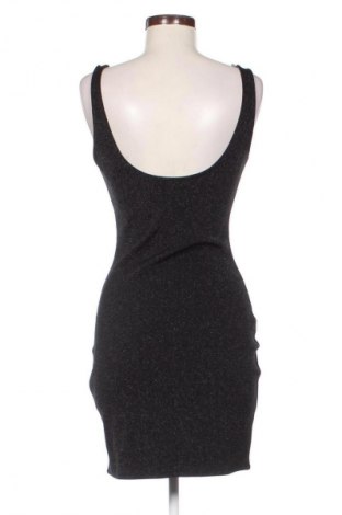 Sukienka Zara Trafaluc, Rozmiar M, Kolor Czarny, Cena 110,99 zł