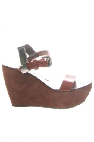 Szandálok Acne, Méret 35, Szín Barna, Ár 107 394 Ft