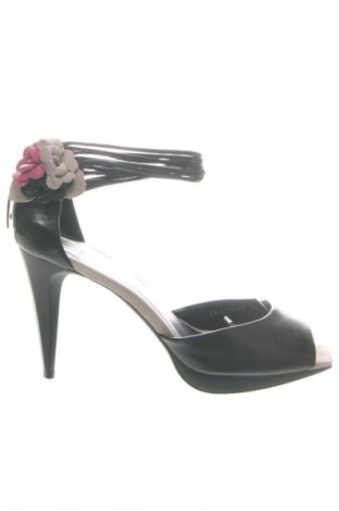 Sandalen Carlo Pazolini, Größe 38, Farbe Schwarz, Preis 170,47 €
