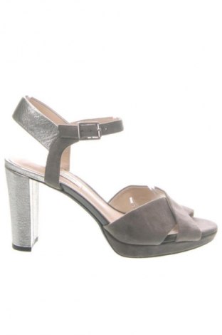 Sandály Clarks, Velikost 38, Barva Šedá, Cena  1 679,00 Kč