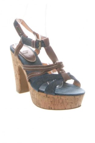 Sandały Pepe Jeans, Rozmiar 39, Kolor Kolorowy, Cena 467,36 zł