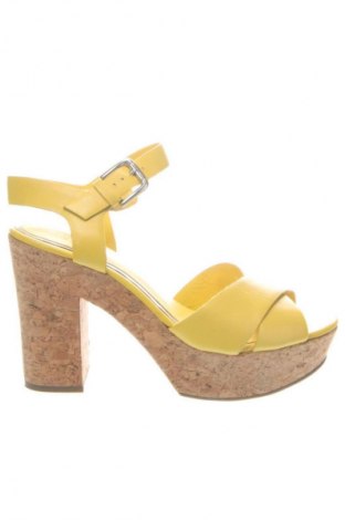 Sandale San Marina, Mărime 41, Culoare Galben, Preț 115,99 Lei