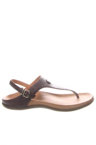 Sandály Strive Footwear, Velikost 43, Barva Červená, Cena  3 299,00 Kč