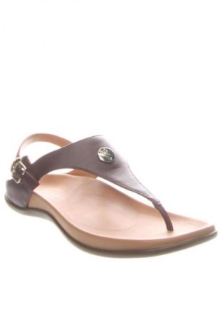 Sandály Strive Footwear, Velikost 43, Barva Červená, Cena  3 299,00 Kč