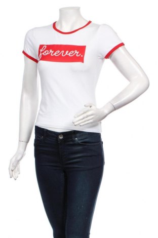 Γυναικείο t-shirt Fb Sister, Μέγεθος S, Χρώμα Λευκό, 95% βαμβάκι, 5% ελαστάνη, Τιμή 12,25 €