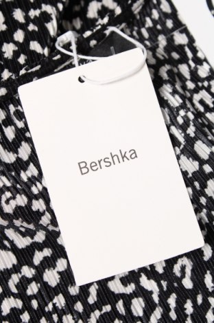 Дамски гащеризон Bershka, Размер S, Цвят Черен, Цена 69,00 лв.