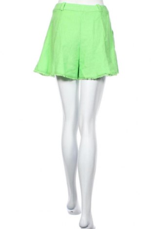 Γυναικείο κοντό παντελόνι Bershka, Μέγεθος M, Χρώμα Πράσινο, 84% βαμβάκι, 16% πολυεστέρας, Τιμή 30,41 €