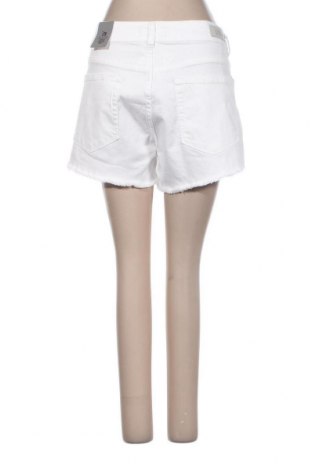 Γυναικείο κοντό παντελόνι Ltb, Μέγεθος M, Χρώμα Λευκό, Τιμή 45,88 €
