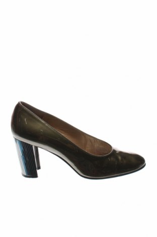 Дамски обувки Stuart Weitzman, Размер 38, Цвят Зелен, Цена 8,58 лв.