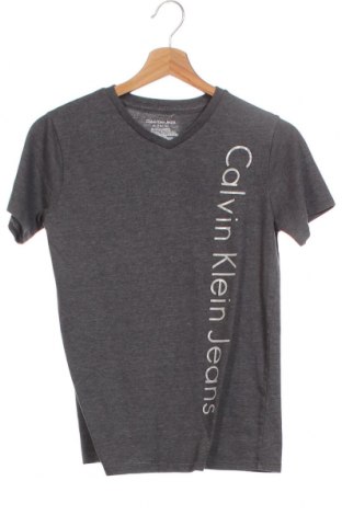 Dziecięcy T-shirt Calvin Klein Jeans, Rozmiar 10-11y/ 146-152 cm, Kolor Szary, 50% bawełna, 50% poliester, Cena 121,54 zł