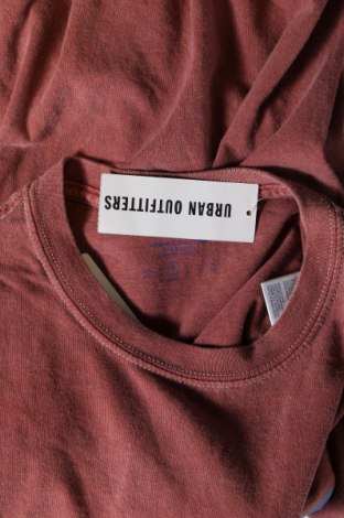 Ανδρικό t-shirt Urban Outfitters, Μέγεθος S, Χρώμα Ρόζ , Τιμή 21,65 €