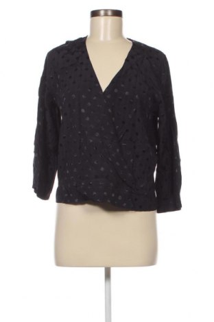 Γυναικεία μπλούζα Gestuz, Μέγεθος M, Χρώμα Μπλέ, Τιμή 1,67 €