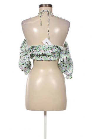 Дамска блуза Gina Tricot, Размер M, Цвят Многоцветен, Цена 8,40 лв.