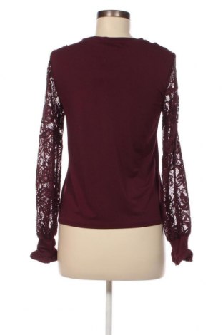 Дамска блуза Vero Moda, Размер XS, Цвят Червен, Цена 40,00 лв.