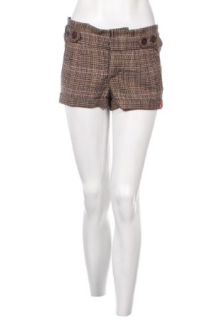 Γυναικείο κοντό δερμάτινο παντελόνι Edc By Esprit, Μέγεθος M, Χρώμα Πολύχρωμο, Τιμή 1,63 €