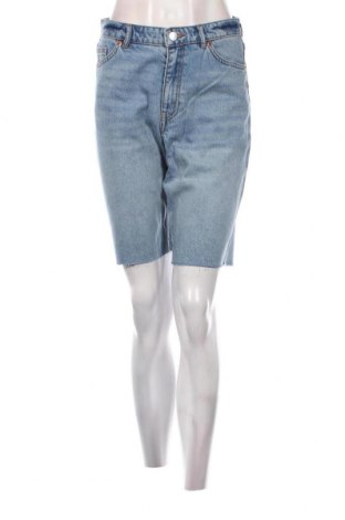 Дамски къс панталон Monki, Размер S, Цвят Син, Цена 9,80 лв.