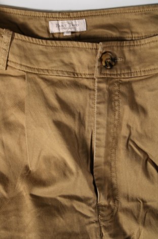 Damen Shorts Part Two, Größe M, Farbe Grün, Preis 37,11 €