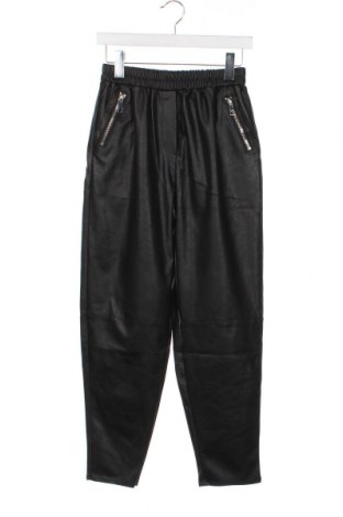 Γυναικείο παντελόνι δερμάτινο ASOS, Μέγεθος XS, Χρώμα Μαύρο, Τιμή 8,07 €