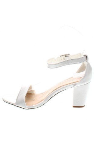 Γυναικεία παπούτσια Duffy, Μέγεθος 40, Χρώμα Λευκό, Τιμή 12,92 €