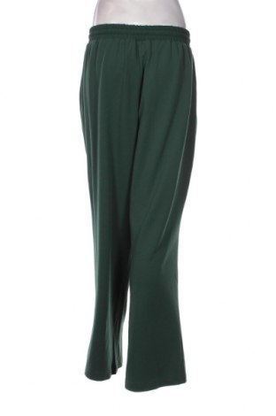 Damenhose Junarose, Größe XL, Farbe Grün, Preis 60,54 €