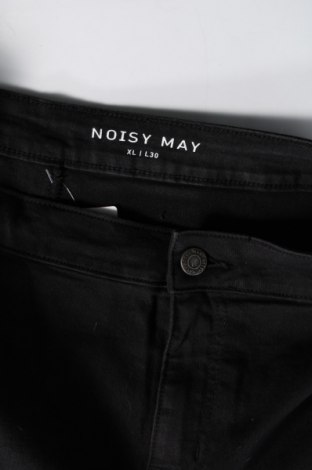 Damskie spodnie Noisy May, Rozmiar XL, Kolor Czarny, Cena 122,61 zł