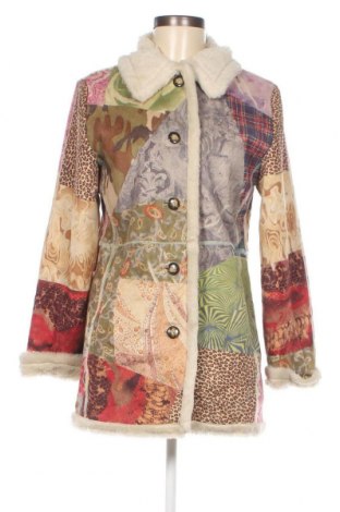 Дамско палто, Размер M, Цвят Многоцветен, Цена 51,36 лв.