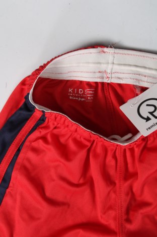 Детски къс панталон, Размер 5-6y/ 116-122 см, Цвят Червен, Цена 22,00 лв.