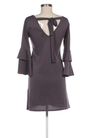 Kleid Boohoo, Größe S, Farbe Grau, Preis 20,18 €