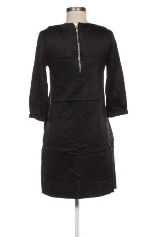 Φόρεμα In Wear, Μέγεθος S, Χρώμα Μαύρο, Τιμή 5,47 €