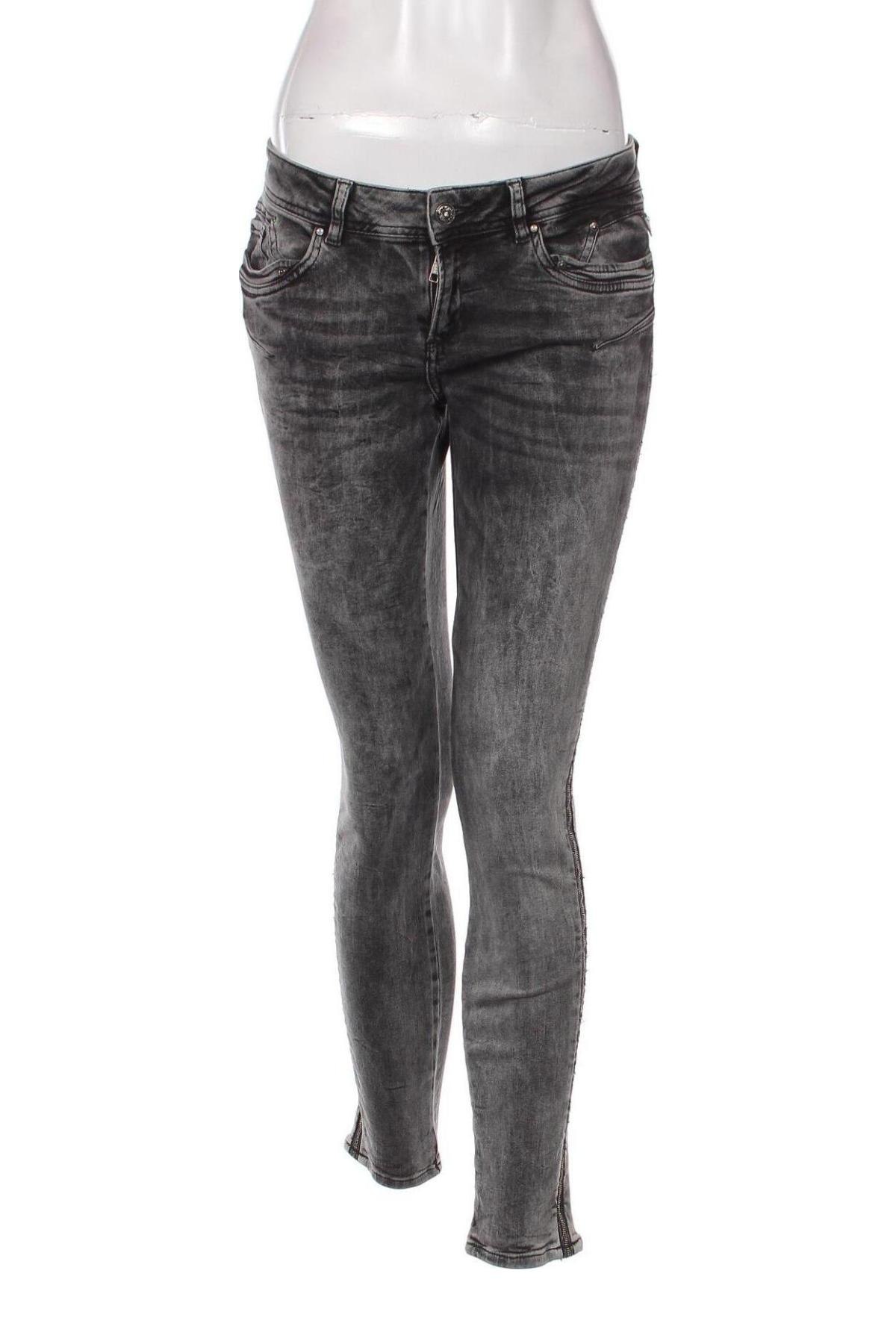 Damen Jeans Betty & Co, Größe M, Farbe Grau, Preis € 37,58