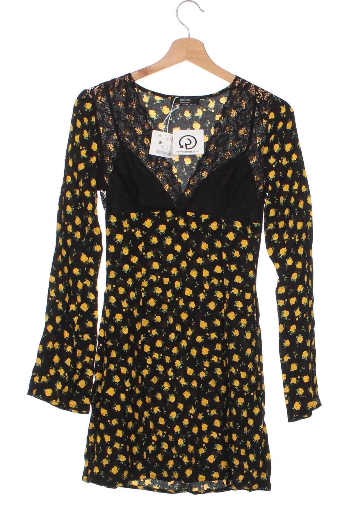 Kleid Bershka, Größe XS, Farbe Schwarz, Preis 4,27 €