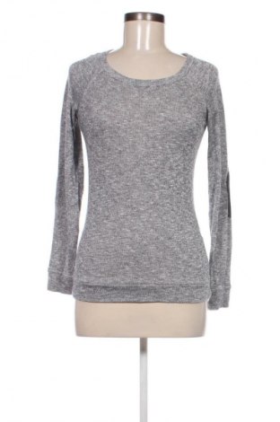 Damen Shirt Bershka, Größe XS, Farbe Grau, Preis € 4,49