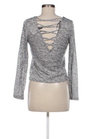 Damen Shirt H&M Divided, Größe M, Farbe Grau, Preis € 3,99