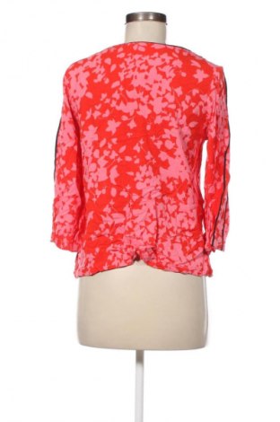 Damen Shirt In Front, Größe M, Farbe Rot, Preis € 4,99