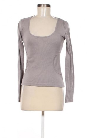 Damen Shirt Nly Trend, Größe M, Farbe Grau, Preis 4,99 €